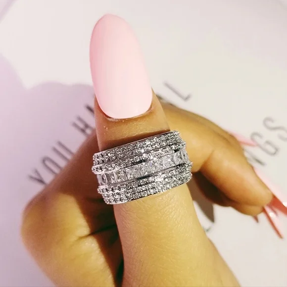 🩷Sterling silver diamond ring🩷 - Picture 1 of 5